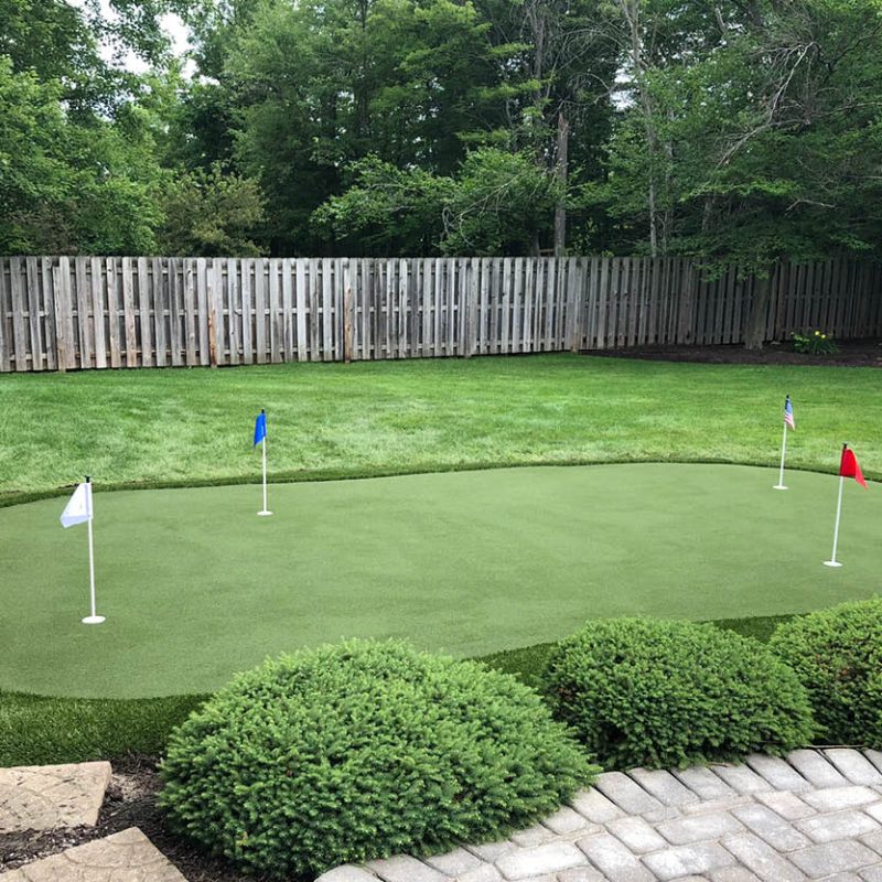 How-to-make-a-backyard-putting-green